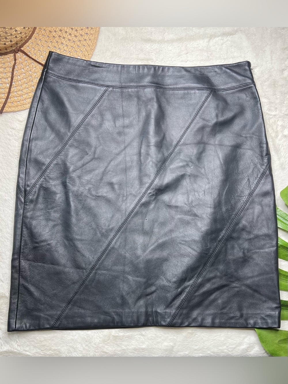 Valerie Stevens 100% Leather Black Pencil Skirt Size 14 Lined Y2K Minimalist